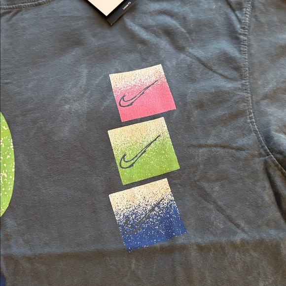 Nike Graphic Tee with Green/Blue Accents vintage graphic size medium loose fit - Picture 5 of 12